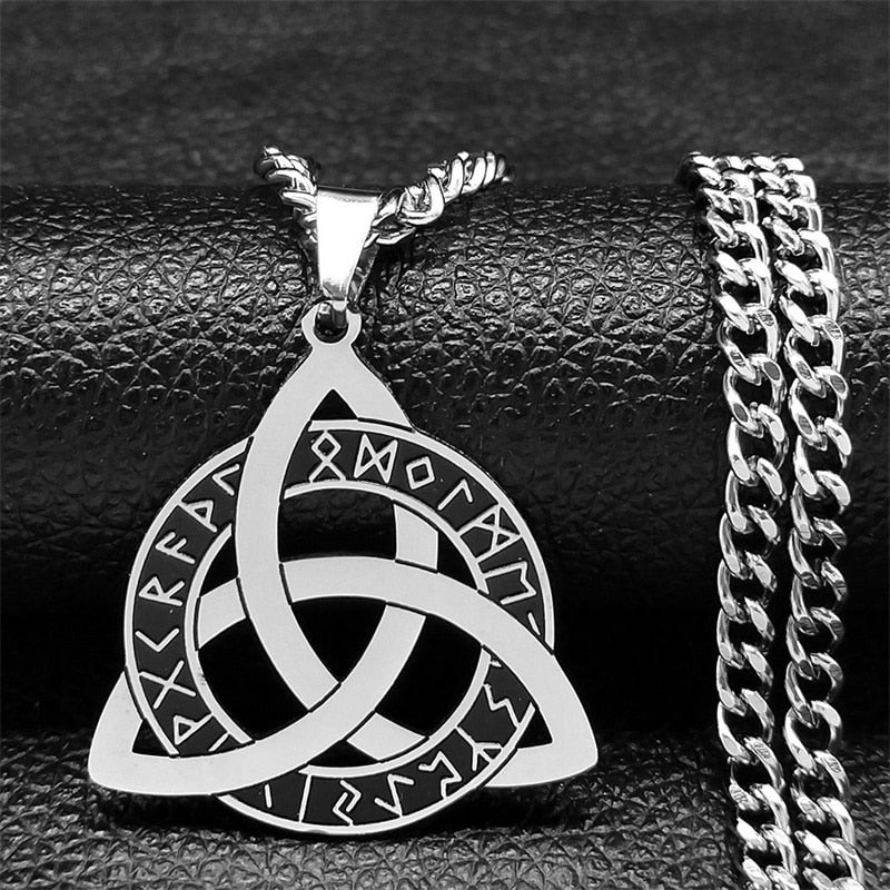 Celtic Knot - Rebel & Chain