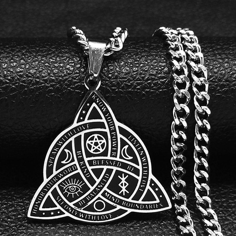 Celtic Knot - Rebel & Chain