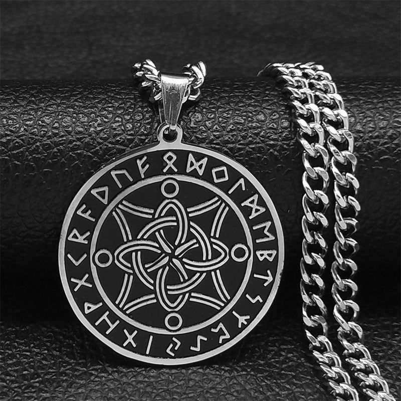 Celtic Knot - Rebel & Chain