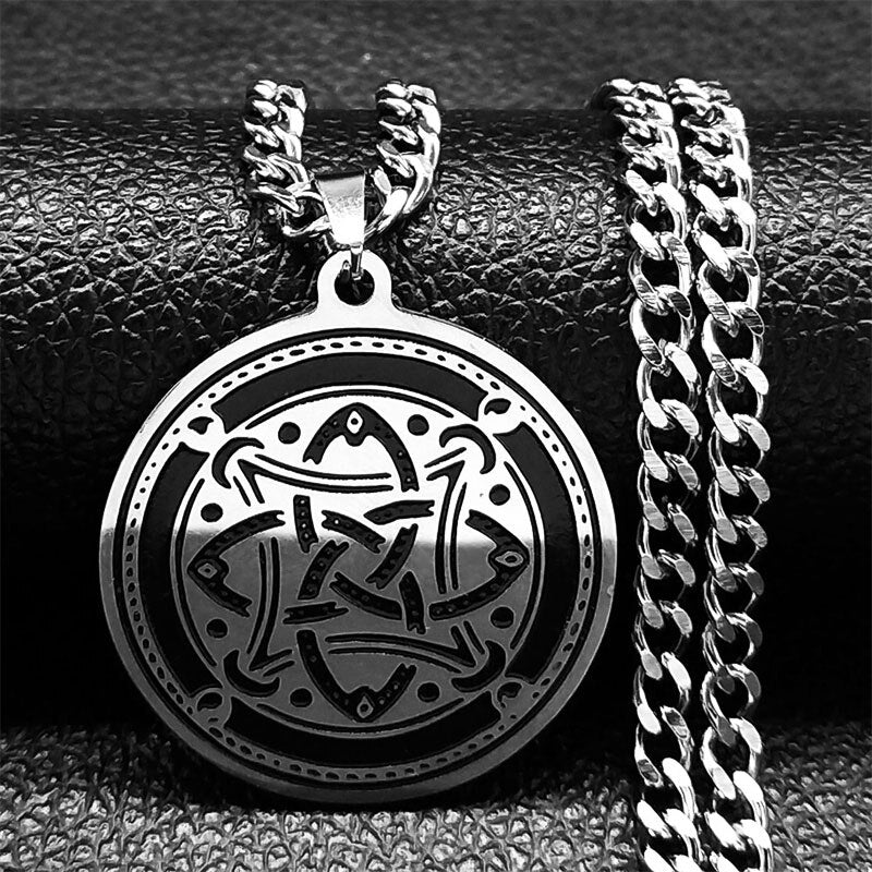 Celtic Knot - Rebel & Chain