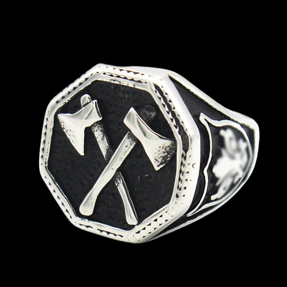 Viking Warrior Double Axe Ring – Rebel & Chain